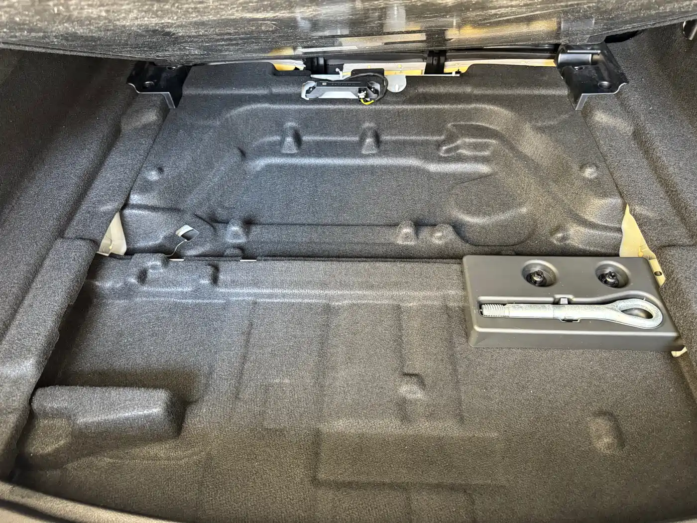 Mercedes-Benz A-Class 2023 A 180 L фото 18