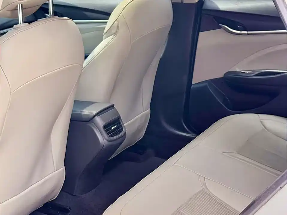 Фото 12 - Buick Excelle