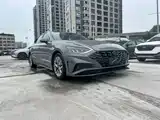 Photo 3 - Hyundai Sonata
