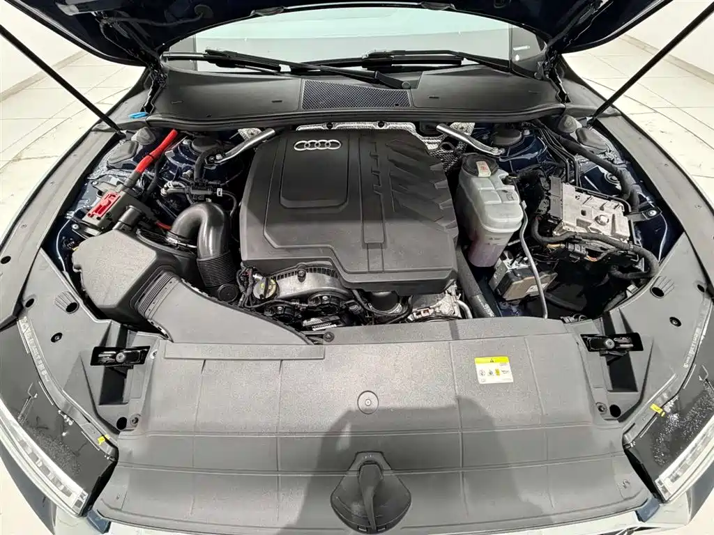 Audi A7L 2022 45 TFSI S-line Future Dream Edition фото 18