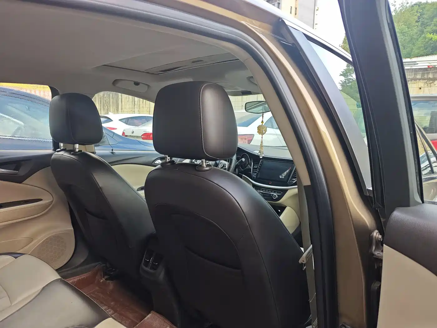 Фото 6 - Buick Verano