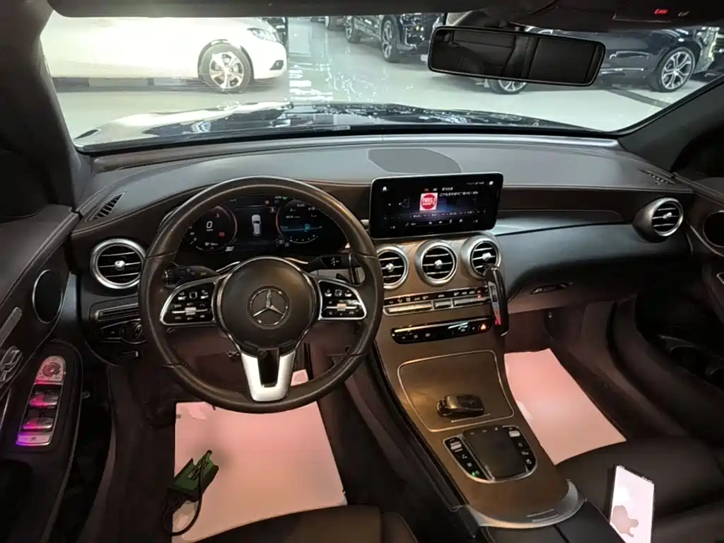 Mercedes-Benz GLC 2020 GLC 260 L 4MATIC Luxury фото 10