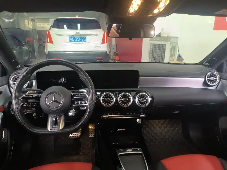 Mercedes-Benz A-Class AMG 2024 2024 Facelift AMG A 35 L 4MATIC