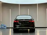 Фото 9 - Mercedes-Benz E-Class