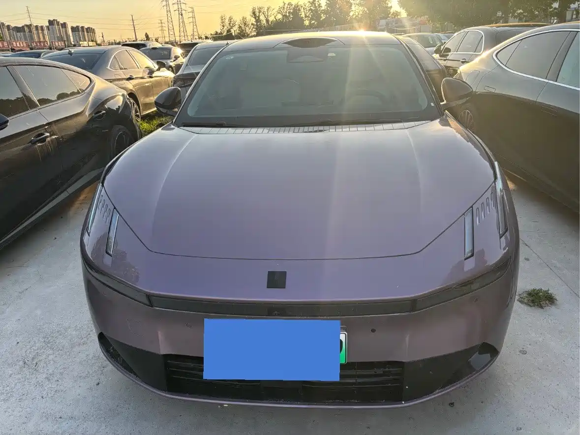 Lynk & Co 10 EM-P 2025 Facelift 240 AWD Ultra Sport Edition фото 4
