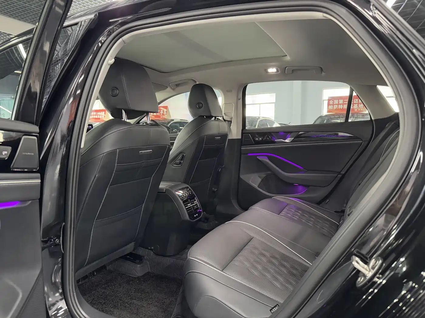 Volkswagen Magotan 2024 380TSI DSG Ultimate Edition фото 5