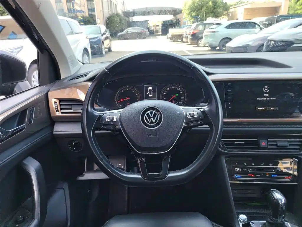 Volkswagen Tharu 2021 280TSI 2WD Luxury Plus фото 11