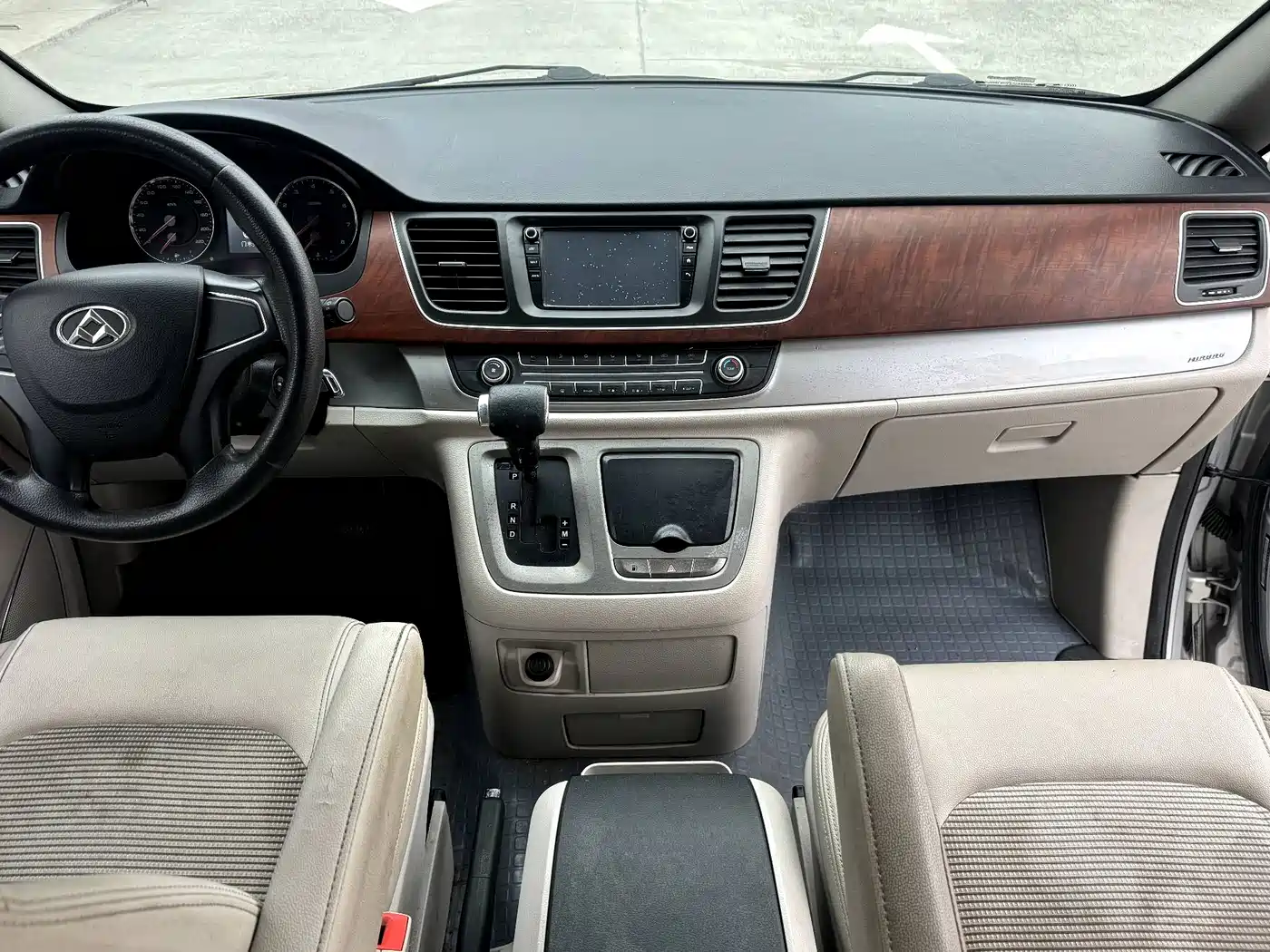 SAIC Maxus Maxus G10 2016 2.0T Automatic Executive Edition фото 9