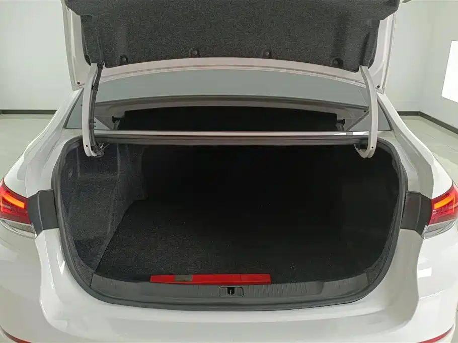 Buick Excelle 2021 Facelift Exemplar 1.5L Auto Elite фото 4