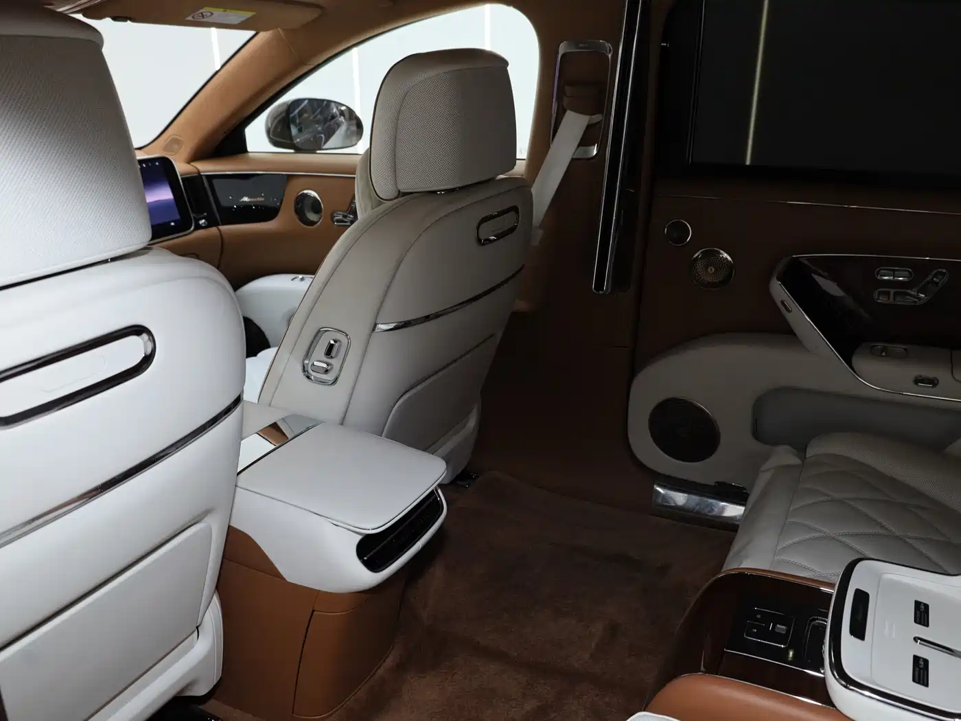 Zunjie S800 2026 2025 Model Extended Range Starlight Executive Edition 4-seater