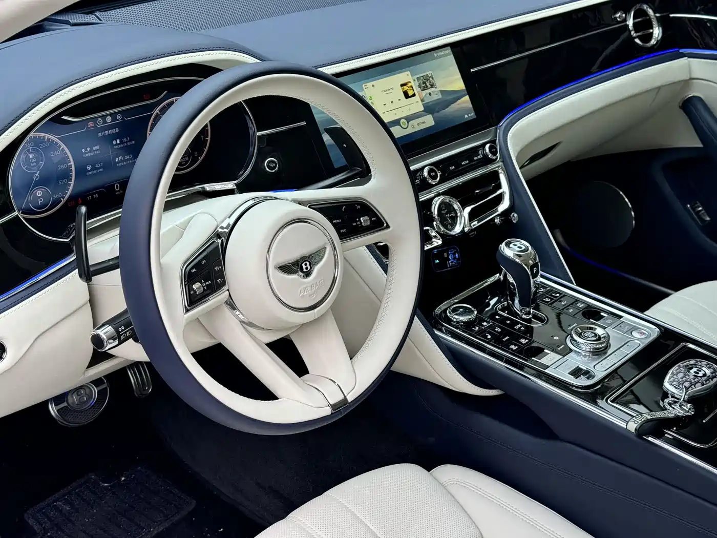 Bentley Flying Spur 2011 2010 6.0T 5-seater Version