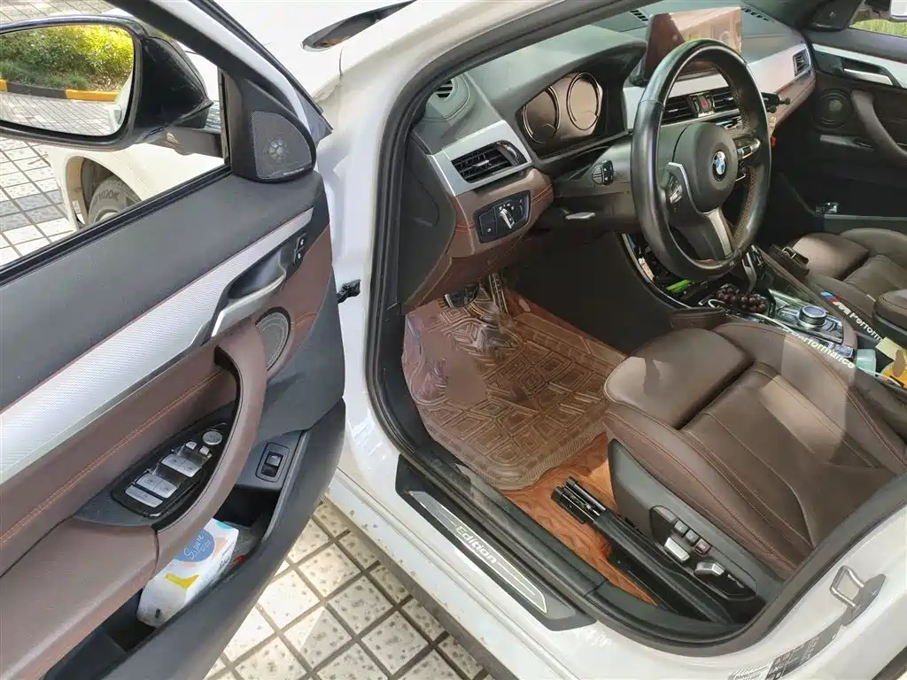 BMW X2 2021 xDrive25i Shadow Night Edition фото 12
