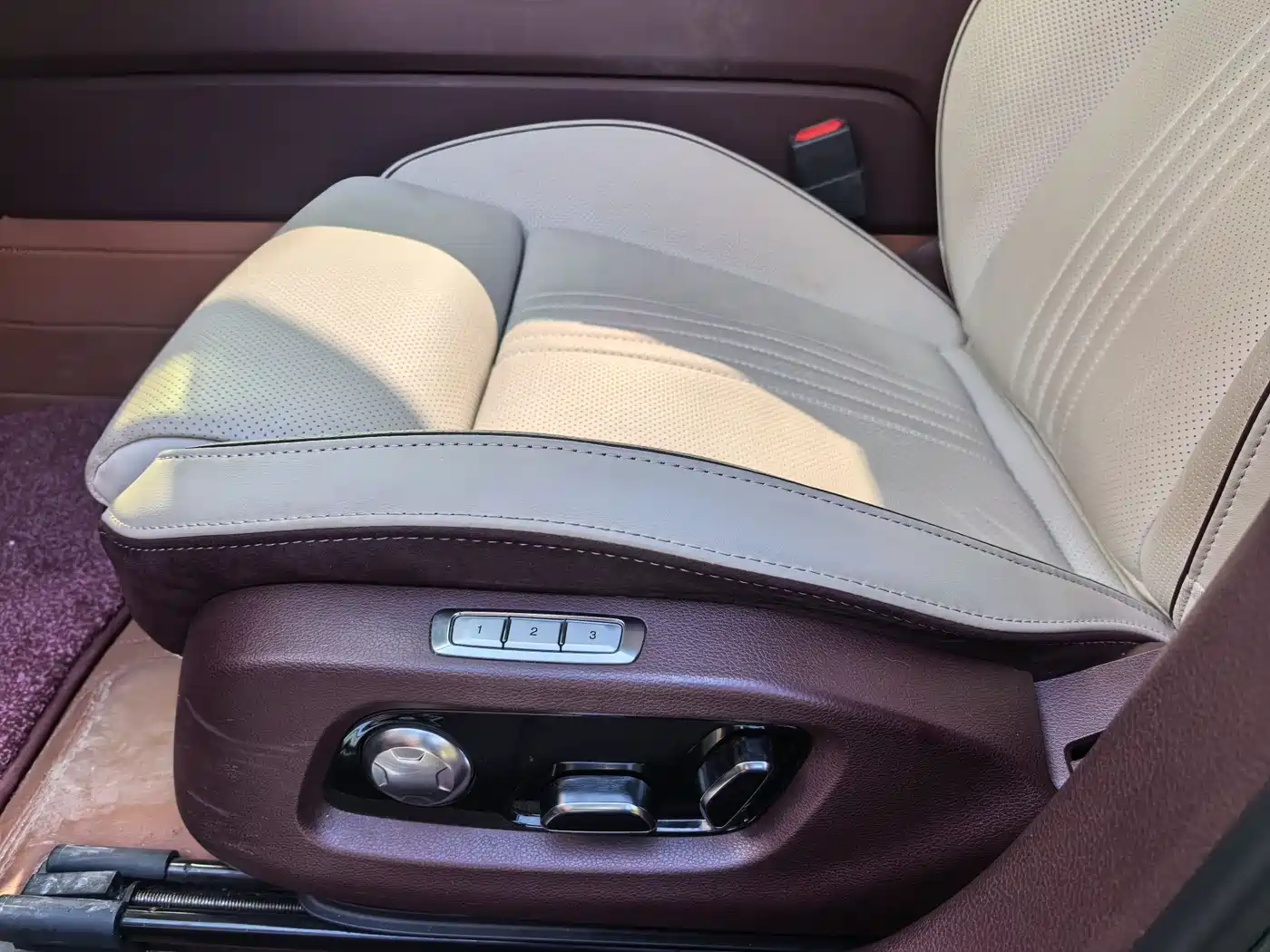 Hongqi H9 2020 2.0T Smart Connection Qi Chang Edition фото 11