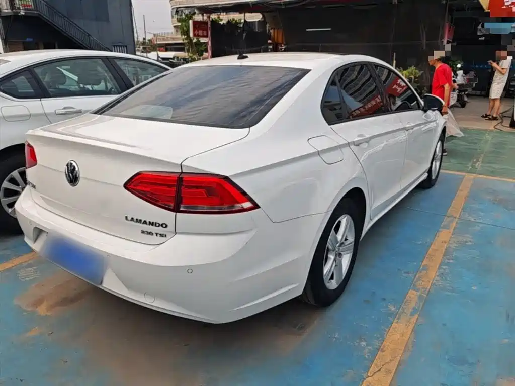 Volkswagen Lamando 2017 230TSI DSG Trend Edition фото 7
