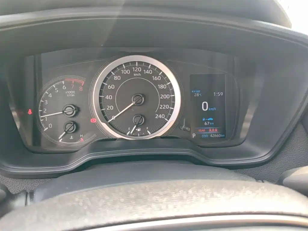 Toyota Levin 2021 185T CVT Luxury Edition фото 8