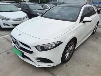 Mercedes-Benz A
