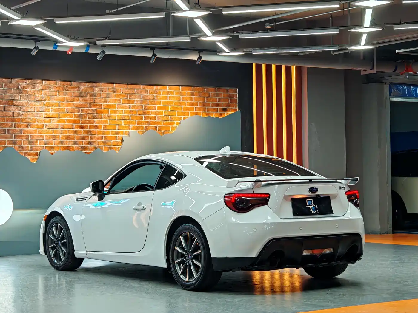 Subaru BRZ 2020 2.0L Manual type-RS фото 10