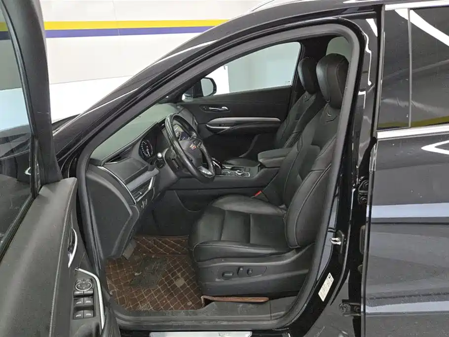 Cadillac XT4 2020 28T 2WD Luxury фото 9