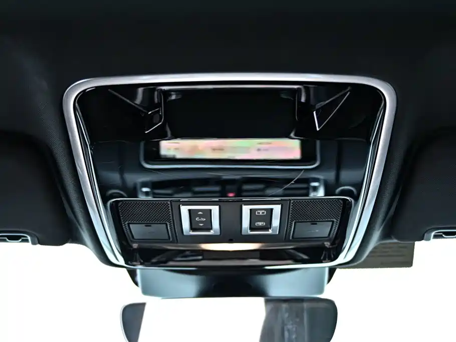 Land Rover Range Rover Sport PHEV 2018 Model P400e фото 37
