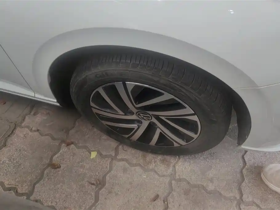 Volkswagen Lavida 2023 280TSI DSG Comfort Edition фото 6