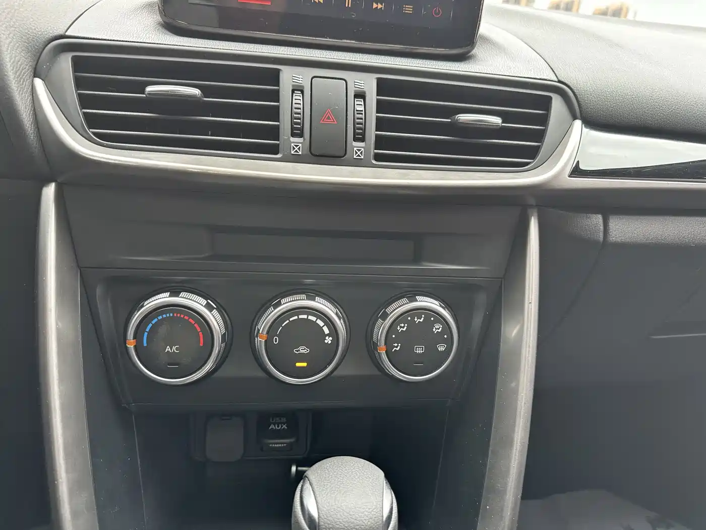 Photo 16 - Mazda CX-4