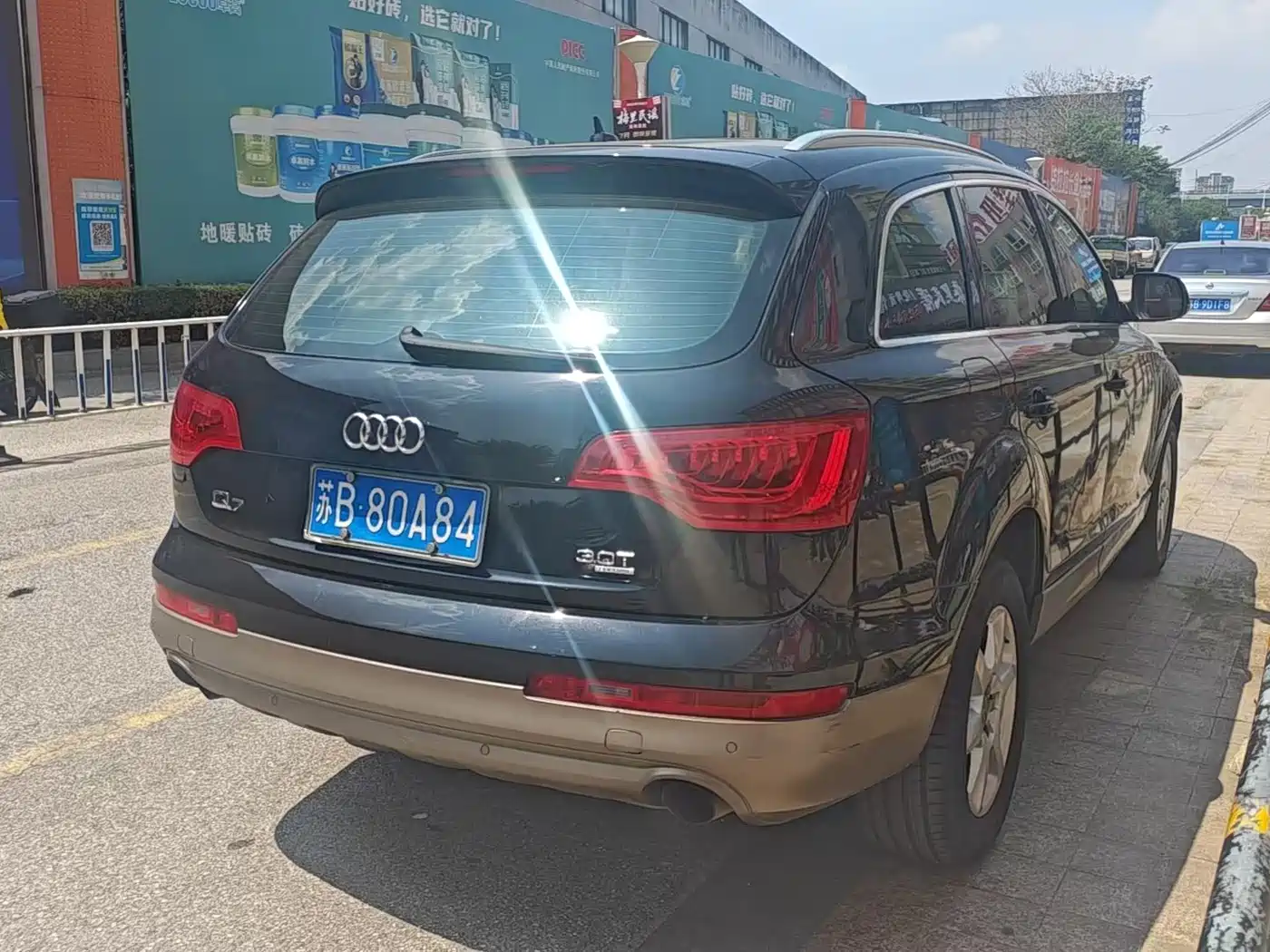 Фото 3 - Audi Q7