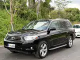 Photo 1 - Toyota Highlander