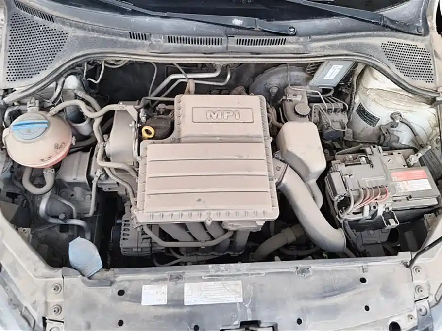 Volkswagen Jetta 2013 1.6L Manual Comfort фото 10