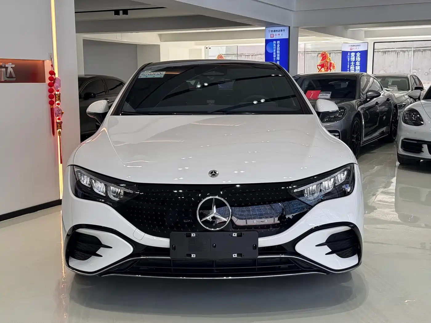 Mercedes-Benz EQE 2025 500 4MATIC Pioneer фото 2