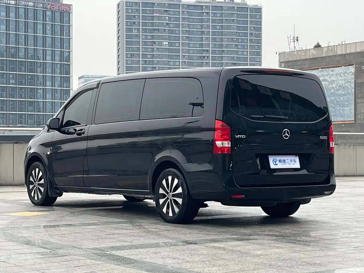 Mercedes-Benz Vito 2021 2.0T Elite 7-Seater фото 6
