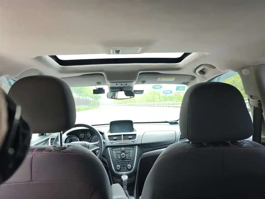 Buick Encore 2015 1.4T Automatic 2WD Urban Elite фото 13