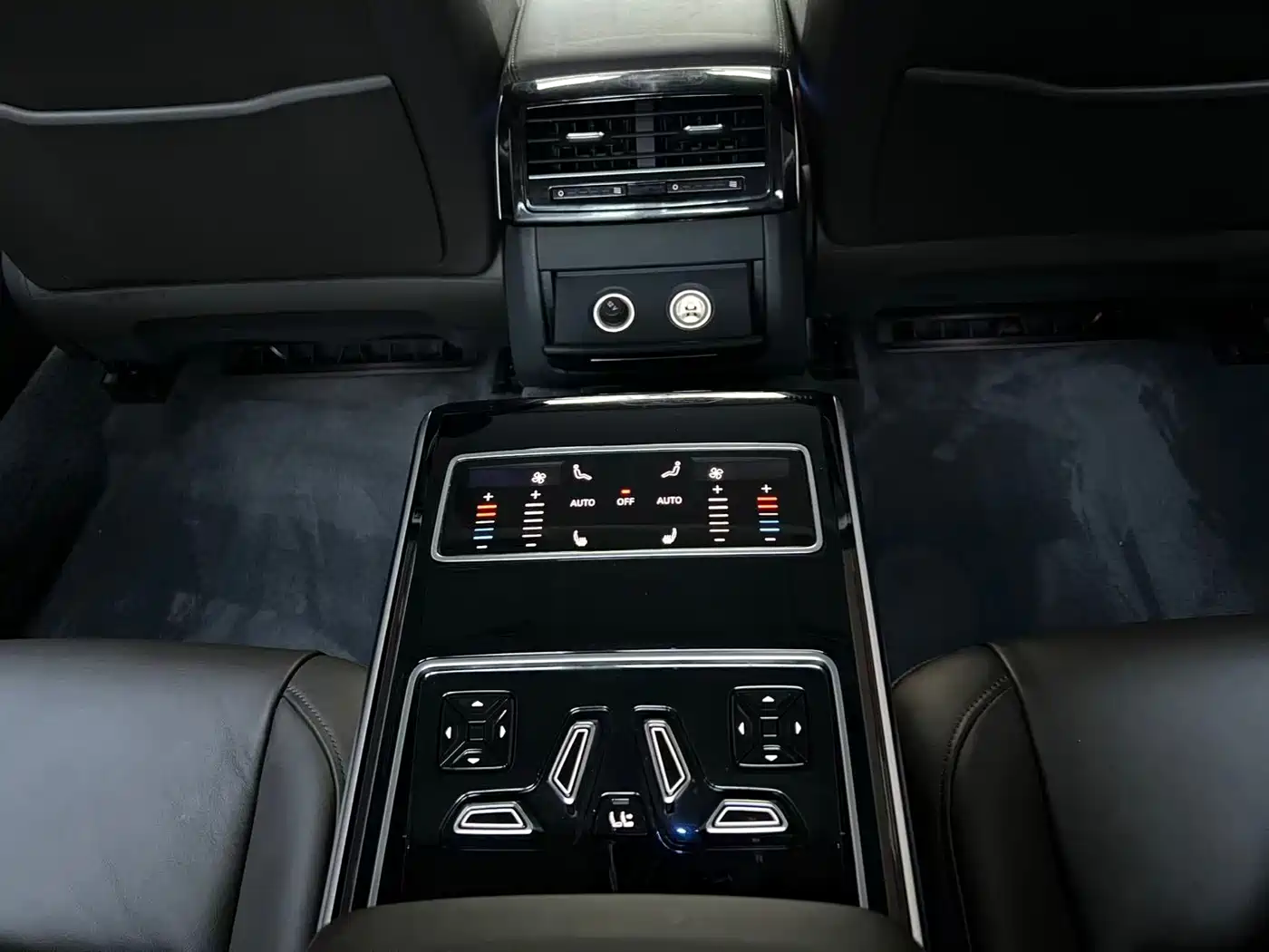 Audi A8 2019 Facelift Plus A8L 50 TFSI quattro Comfort фото 5