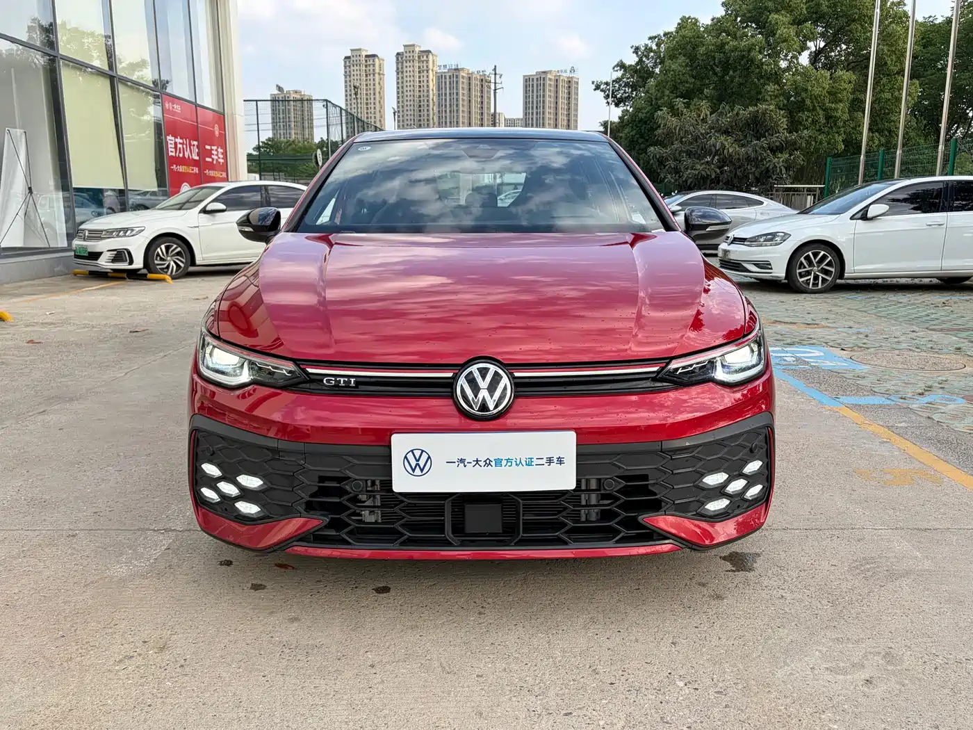 Volkswagen Golf GTI 2025 380TSI DSG GTI фото 3