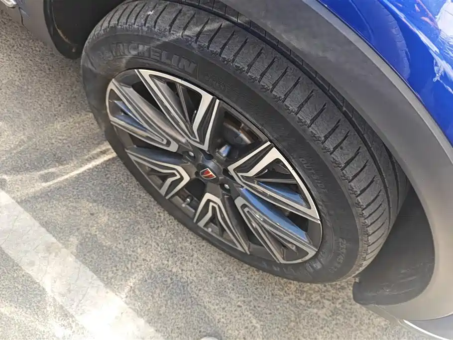 Hongqi HS5 2022 2.0T Smart Connect Flagship AWD Edition фото 6