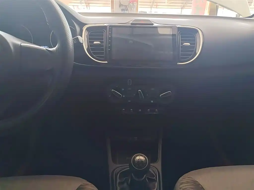 Kia Huan Chi 2017 1.4L Manual Smart Fashion фото 10