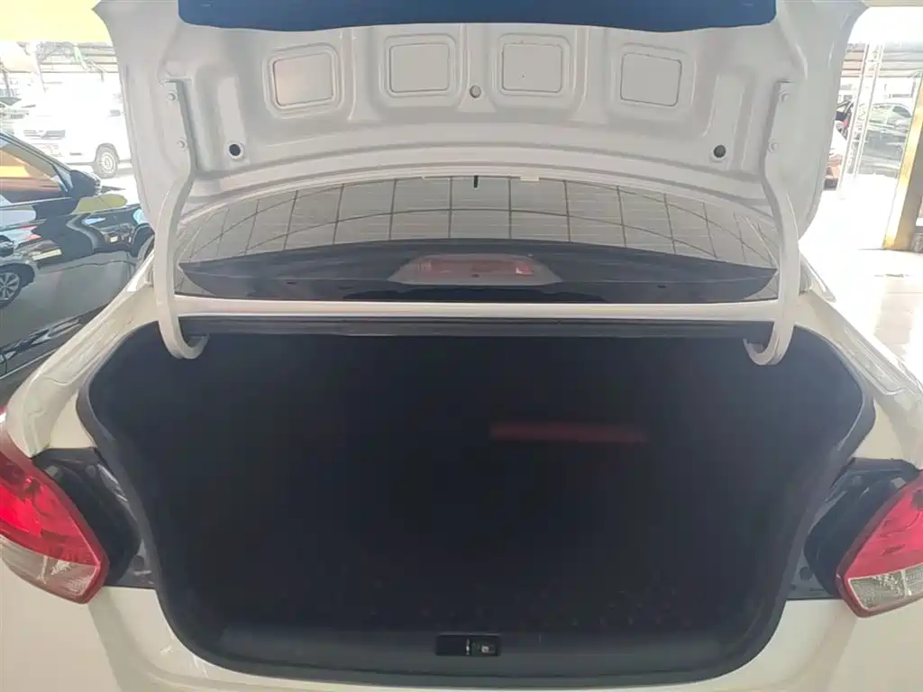 Kia Huan Chi 2017 1.4L Manual Smart Fashion фото 19