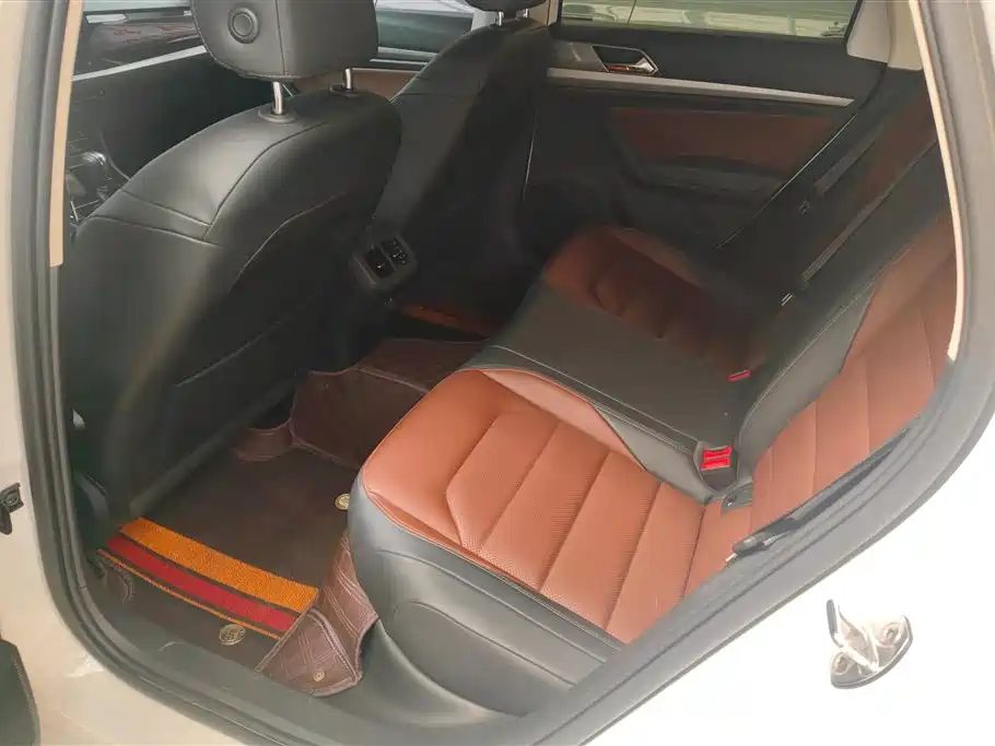 Volkswagen Lavida 2019 280TSI DSG Luxury Edition China VI фото 11