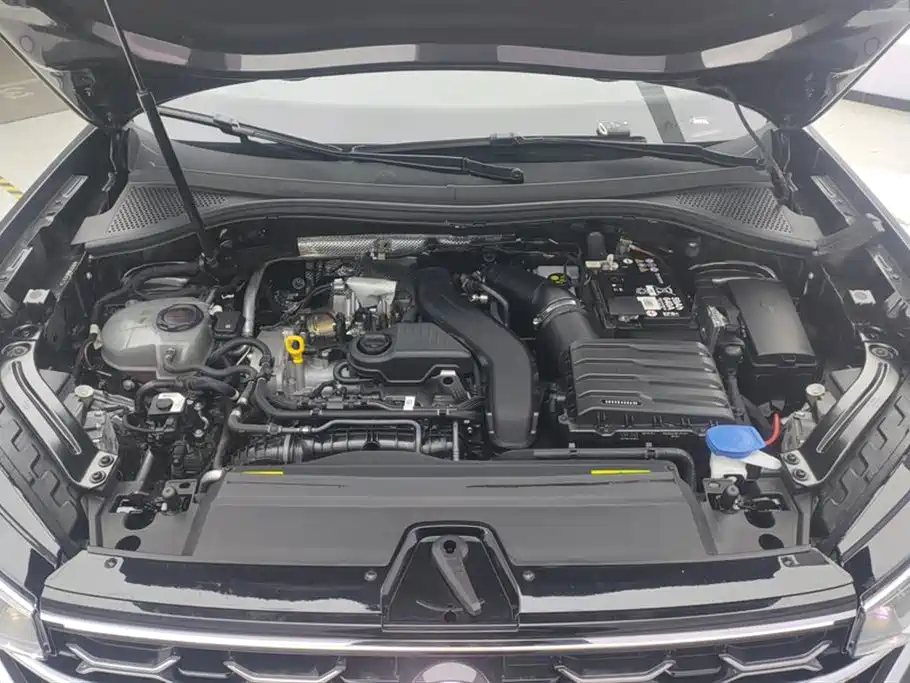 Volkswagen Tayron 2024 300TSI 2WD Luxury Plus Advanced фото 10