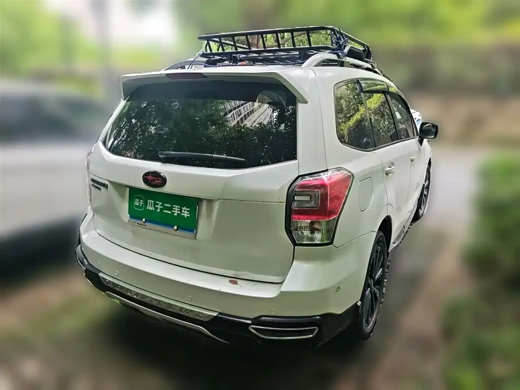 Subaru Forester 2016 2.5i Prestige Navigation Edition фото 6