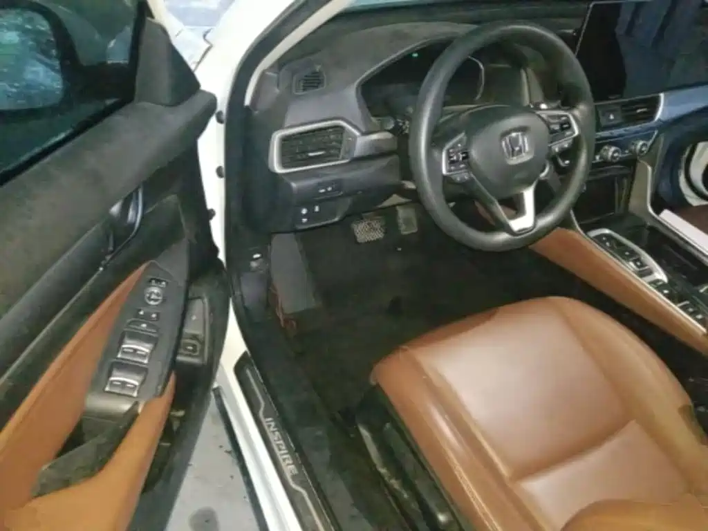 Honda Inspire 2019 2019 Sharp Hybrid 2.0L Pure Elegance China V