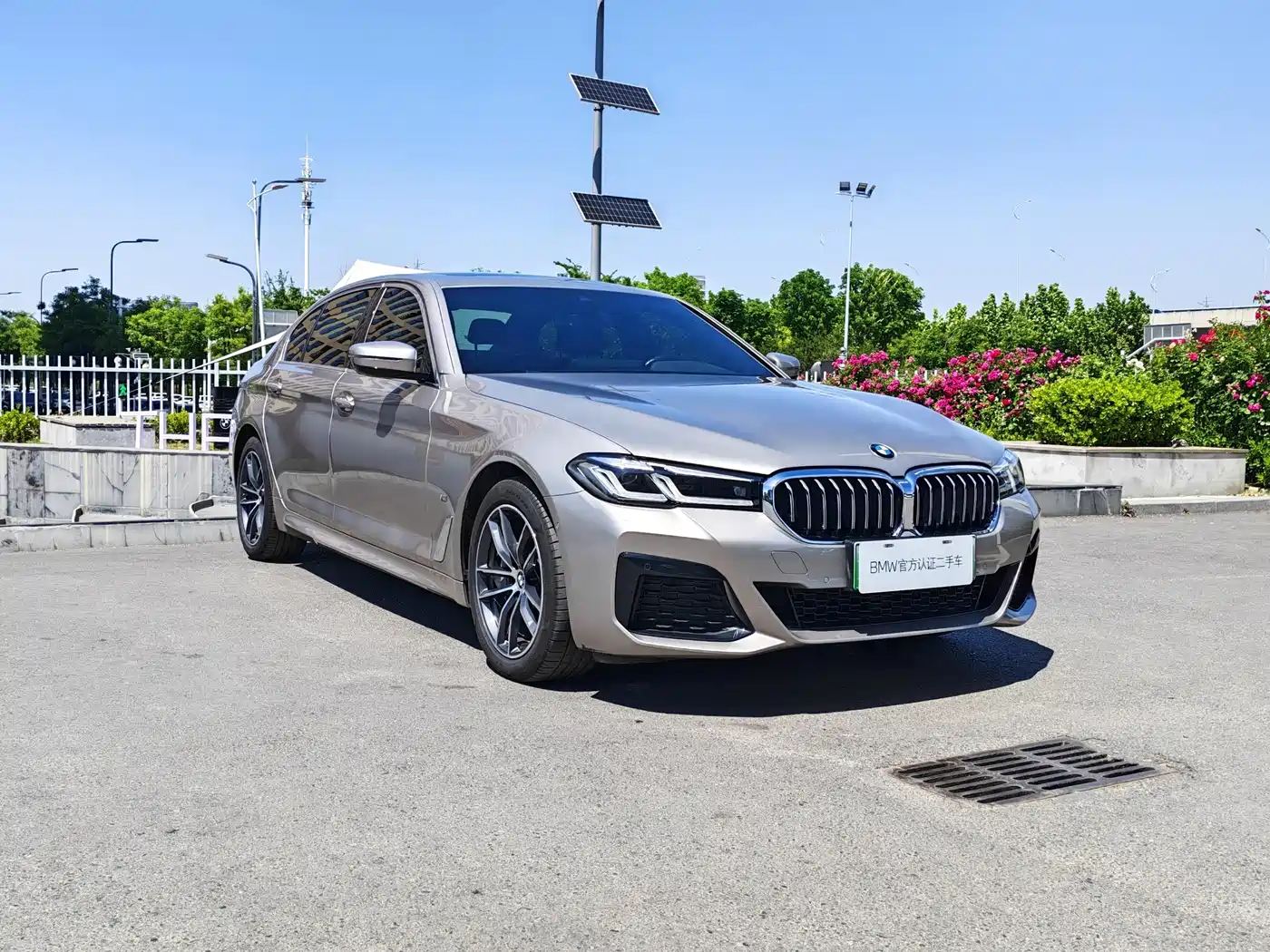 BMW 5 Series New Energy 2021 535Le M Sport Package фото 3