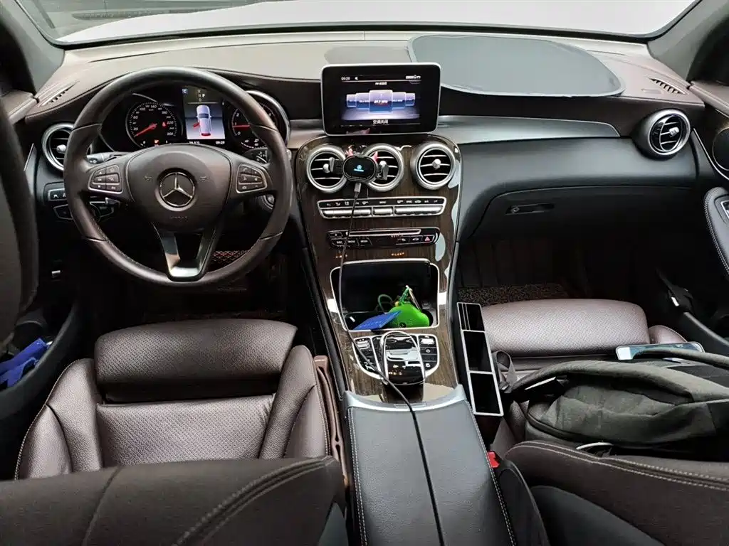 Mercedes-Benz GLC 2019 Facelift GLC 260 L 4MATIC Luxury фото 9