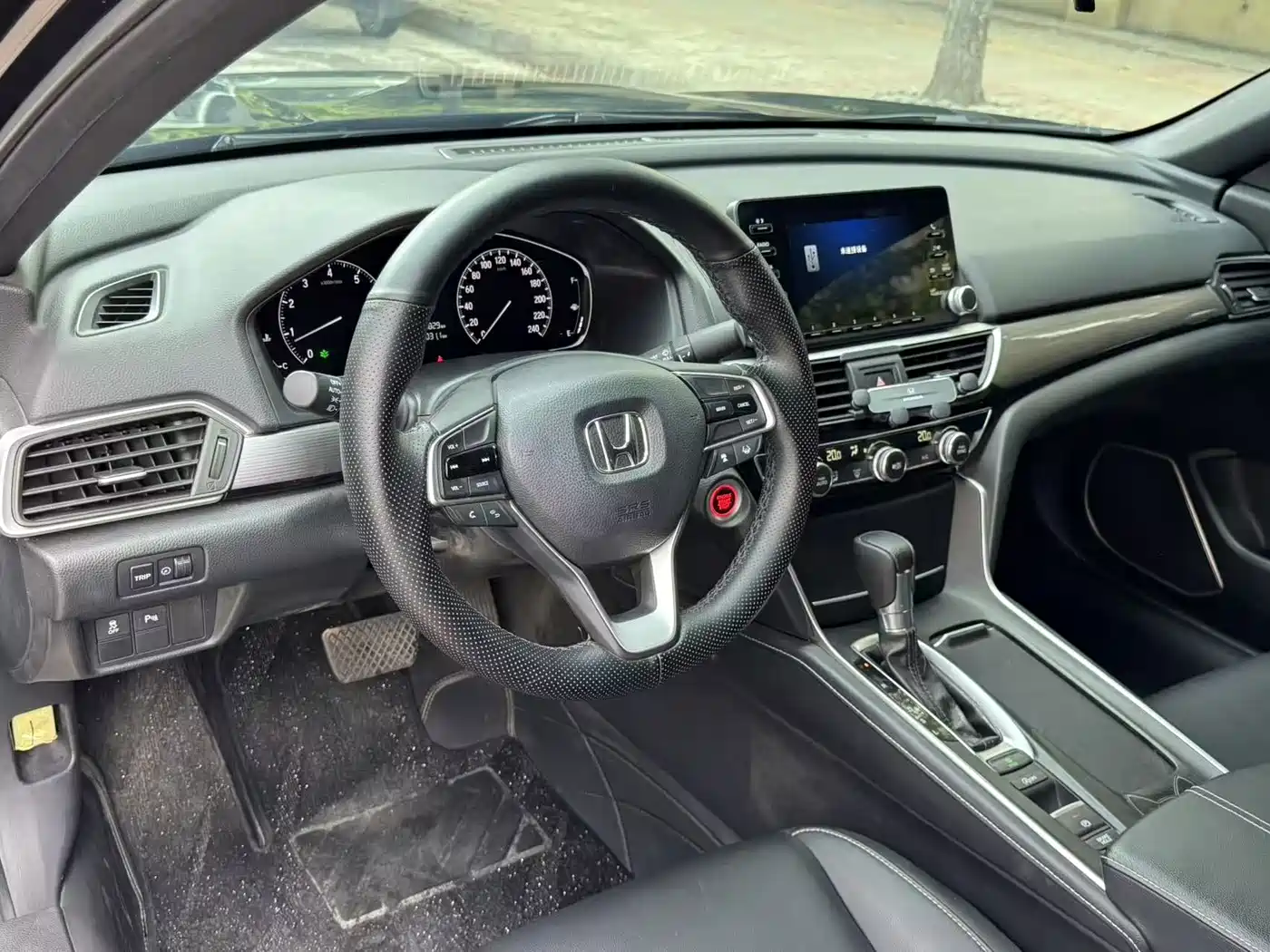 Фото 7 - Honda Inspire