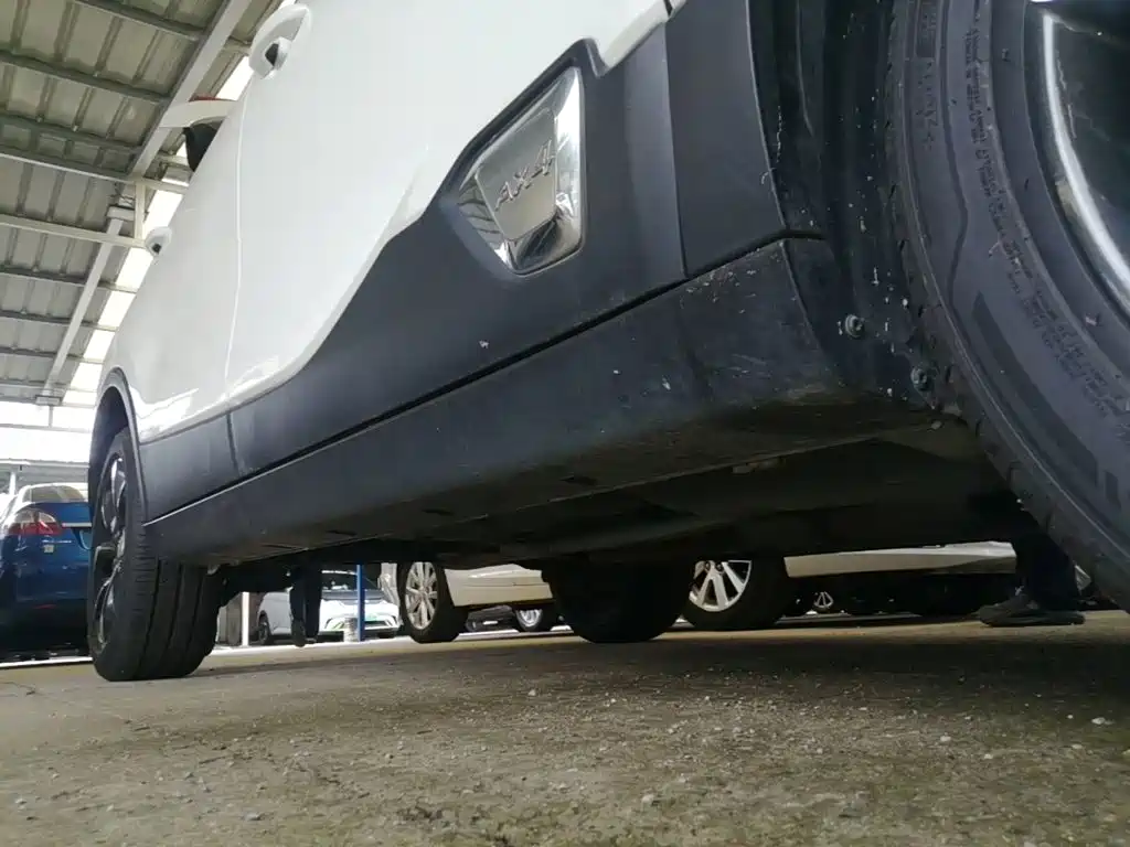 Dongfeng Aeolus Dongfeng Fengshen AX4 2018 2017 1.6L DCT Trendy