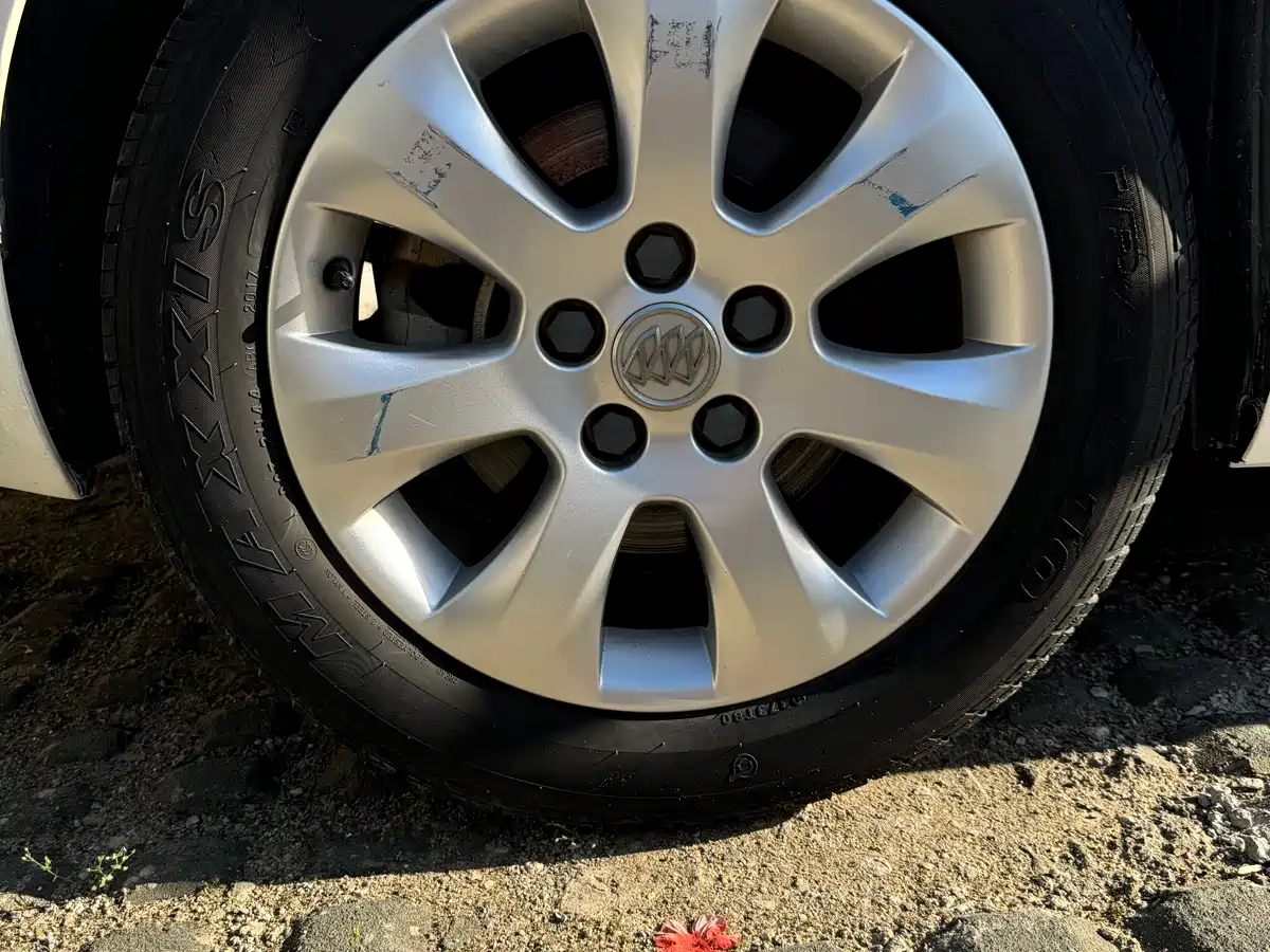 Buick Regal 2015 1.6T Leading Tech Edition фото 13