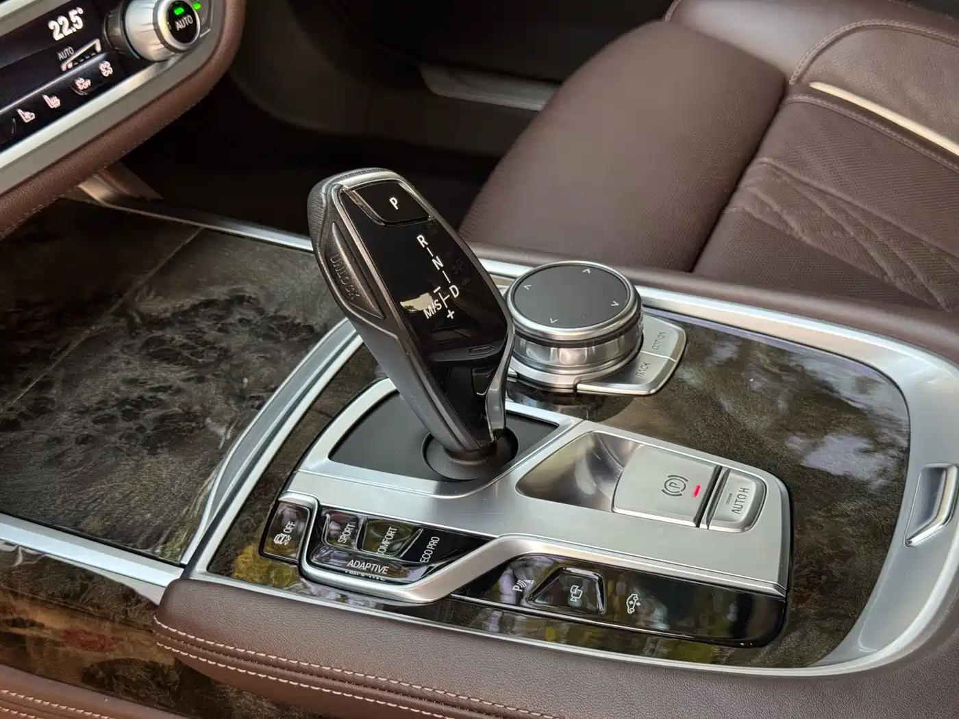 BMW 7 Series 2018 730Li Premium Type Excellence Package фото 23