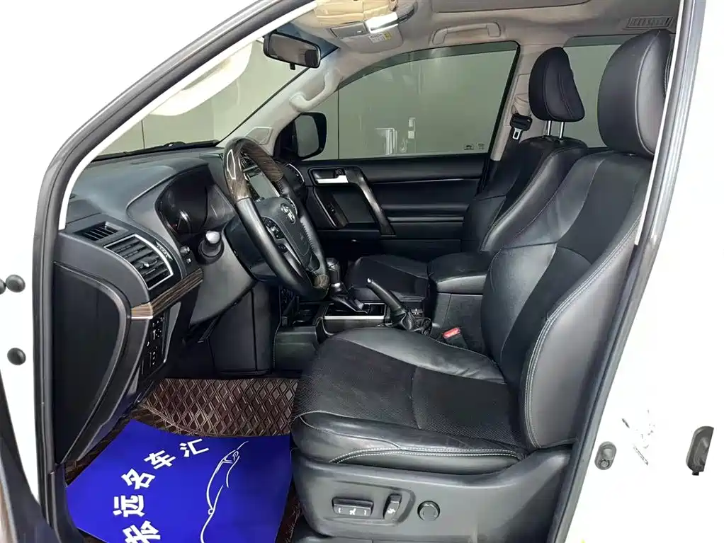 Toyota Prado 2018 3.5L Auto TX-L фото 6