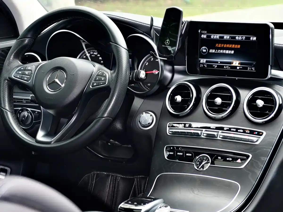Mercedes-Benz C-Class 2017 C 200 L Sport фото 8