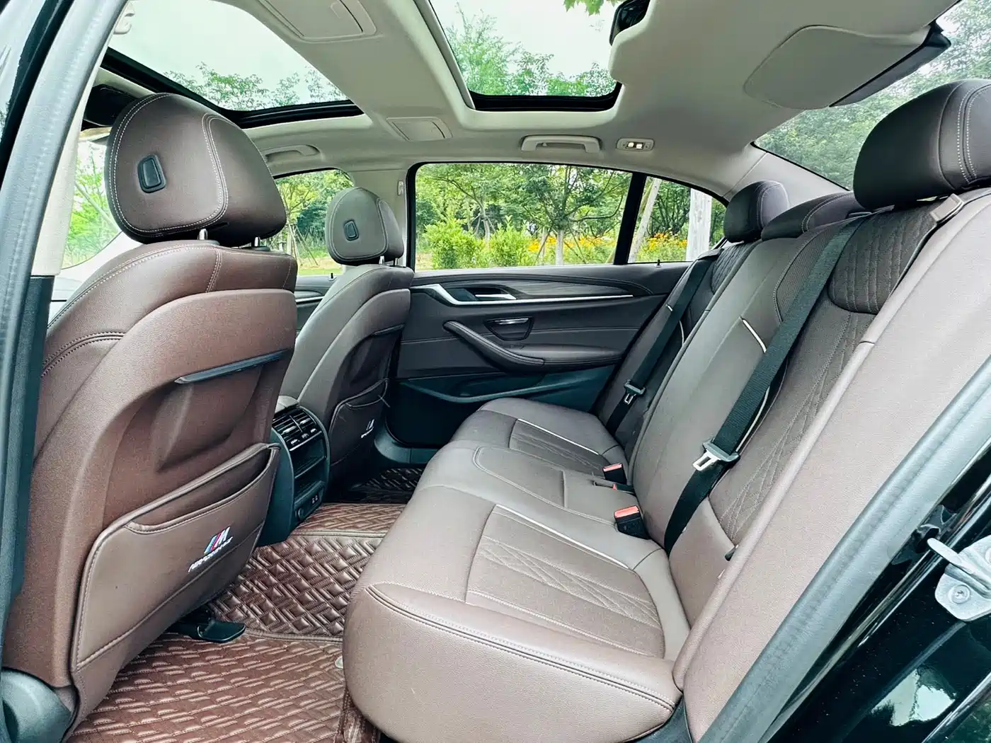 BMW 5 Series 2021 530Li Leading Luxury Package фото 9