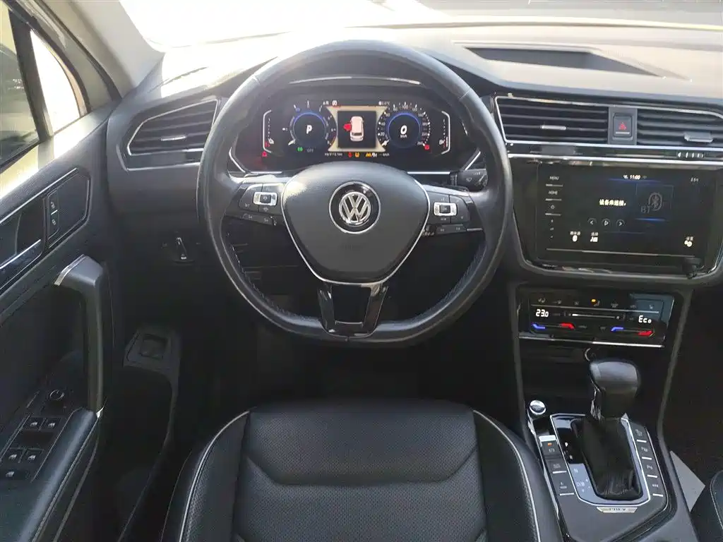 Volkswagen Tiguan L PHEV 2020 430PHEV Plug-in Hybrid Flagship Edition фото 8